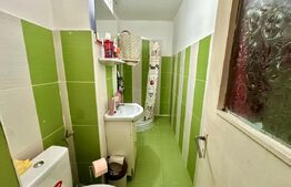 Apartament 3 camere, 2 bai, etaj 1, zona Cetate-liceul Sportiv