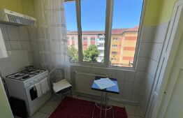 Apartament 3 camere decomandat, 79 m², 2 băi, zona Cetate – etaj 4