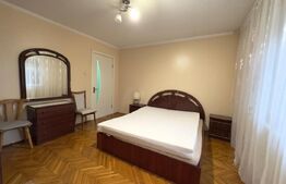 Apartament de închiriat cu 3 camere decomandat, 81 mp - zona Cetate