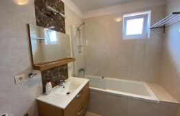 Apartament 3 camere,65 mp patrati - zona Cetate 