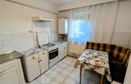 Apartament cu 2 camere, decomandat, zona Ampoi.