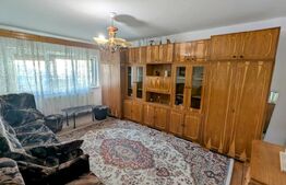 Apartament cu 2 camere, decomandat, zona Ampoi.