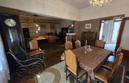 Casa individuala cu 4 camere, 581 mp teren, zona centrala, Sebes