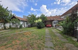 Casa individuala cu 4 camere, 581 mp teren, zona centrala, Sebes