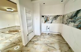 Spatiu comercial de inchiriat, renovat complet, 33 mp, cu terasa, Cugir