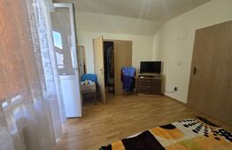 Casa tip duplex, cu 3 camere, 89 mp, Centru