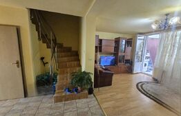 Casa tip duplex, cu 3 camere, 89 mp, Centru