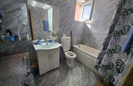 Casa tip duplex, cu 3 camere, 89 mp, Centru