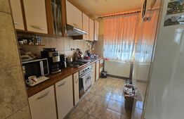 Casa tip duplex, cu 3 camere, 89 mp, Centru