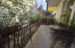 Casa tip duplex, cu 3 camere, 89 mp, Centru