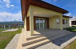 Casa individuala cu 4 camere, 500 mp teren, zona Micesti