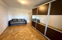 Apartament spațios cu 2 camere, decomandat, 51 mp, Cetate