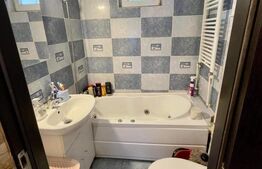 Apartament de 2 camere, decomandat, 40 mp, zona Cetate