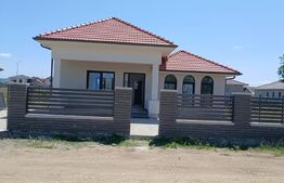 Casa individuala cu 3 de camere de inchiriat,80 mp utili,353 mp teren,Orizont