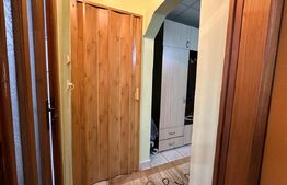 Apartament de vânzare cu 2 camere, etaj intermediar - zona Tolstoi