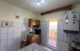 Apartament de vânzare cu 2 camere, etaj intermediar - zona Tolstoi