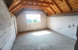 Casă la roșu 182 mp utili – 4 dormitoare + teren 438 mp, zona Orizont