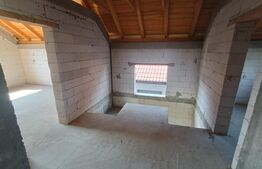 Casă la roșu 182 mp utili – 4 dormitoare + teren 438 mp, zona Orizont