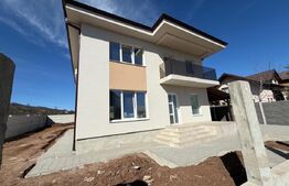 Casă modernă,  150 mp utili, teren 476 mp, zona Cetate