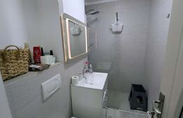 Apartament cu 2 camere, etaj intermediar.
