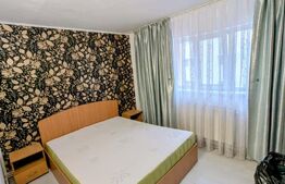 Apartament cu 2 camere, etaj intermediar.