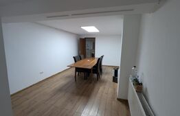 Apartament cu 2 camere, 50 mp, zona Cetate