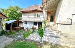 Casa de vanzare, 5 camere, teren 672 mp, Cugir