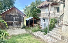 Casa de vanzare, 5 camere, teren 672 mp, Cugir