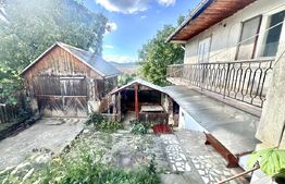 Casa de vanzare, 5 camere, teren 672 mp, Cugir