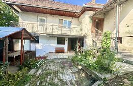 Casa de vanzare, 5 camere, teren 672 mp, Cugir
