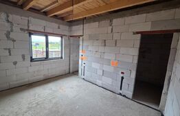 Casă pe un singur nivel, 600 mp teren, deschidere la 2 străzi – Partoș