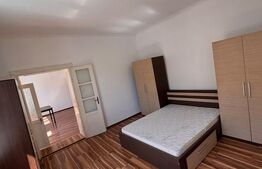 Apartament 3 camere cu curte, în centru Blaj