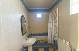 Apartament 3 camere cu curte, în centru Blaj