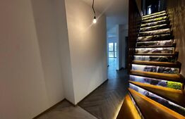 Duplex, curte 300 mp, strada Viitor