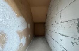 Apartament de vânzare cu scară interioară, decomandat 83,66 mp, garaj- Tolstoi 