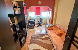 Apartament cu 4 camere, 73 mp, zona Cetate 