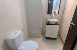 Apartament cu 4 camere, 73 mp, zona Cetate 