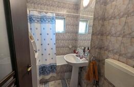 Apartament cu 4 camere, 73 mp, zona Cetate 