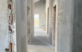 Casa de vânzare, 132 mp, zonă Cetate