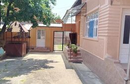 Casă 3 camere, 120 mp, zonă centrală Micești