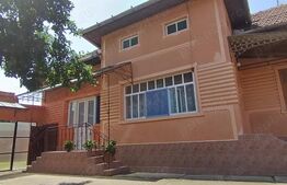 Casă 3 camere, 120 mp, zonă centrală Micești