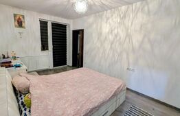 Apartament cu 3 camere, 61 mp, zona Cetate 