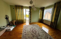 Casa de vanzare, 390 mp, zona Cetate