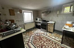 Casa de vanzare, 390 mp, zona Cetate