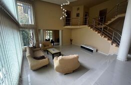 Casa de vanzare, 390 mp, zona Cetate