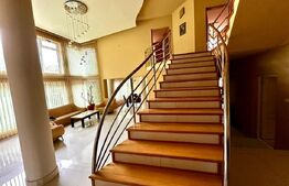 Casa de vanzare, 390 mp, zona Cetate