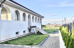 Casă elegantă, design mediteranean, demisol + parter, garaj, 1200 mp teren