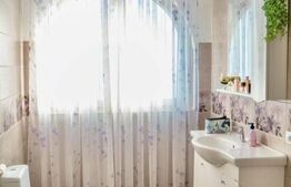 Casă elegantă, design mediteranean, demisol + parter, garaj, 1200 mp teren