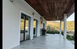 Casa individuala cu 4 camere,pretabila casa de vacanta sau pensiune,Pianu de Sus