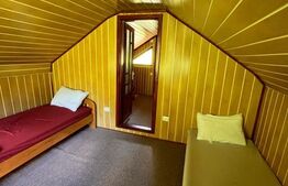 Casa de vacanta cu 4 camere, 1470 mp teren, Sugag